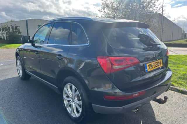 Audi Q5 (2010) thumbnail 3