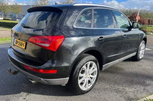 Audi Q5 (2010) thumbnail 5