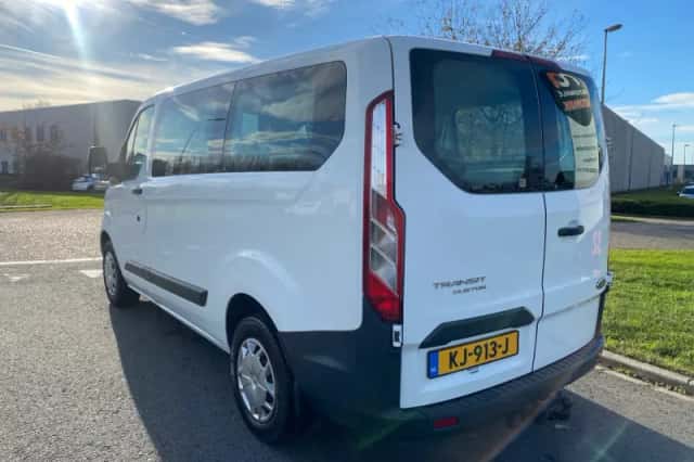 Ford Transit Custom (2016) thumbnail 4