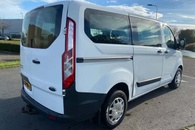 Ford Transit Custom (2016) thumbnail 6