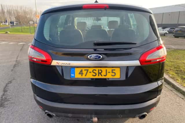 Ford S-Max (2011) thumbnail 4