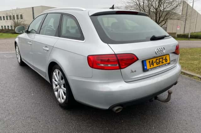 Audi A4 (2008) thumbnail 3