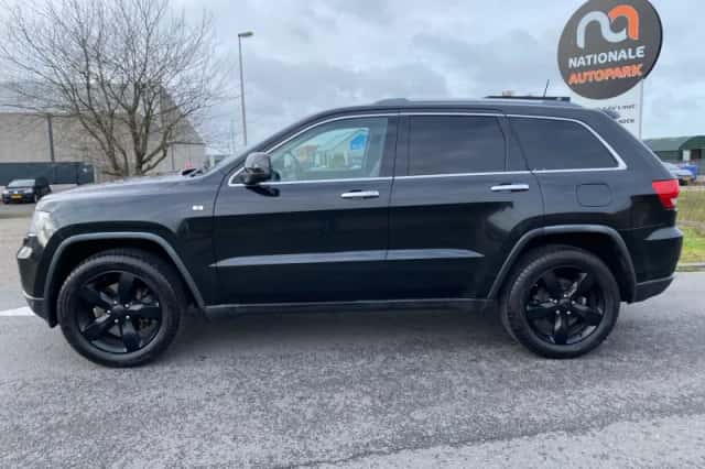 Jeep Grand Cherokee (2012) thumbnail 2