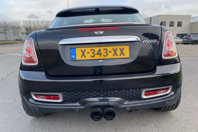 MINI Coupé (2013) thumbnail 4