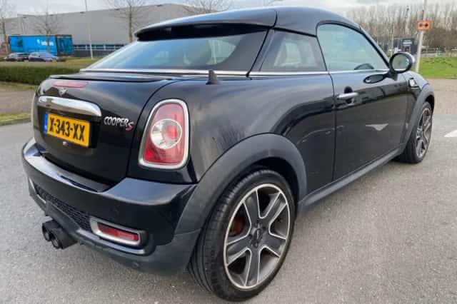 MINI Coupé (2013) thumbnail 5