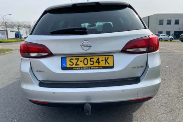 Opel Astra (2017) thumbnail 4