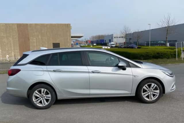 Opel Astra (2017) thumbnail 6