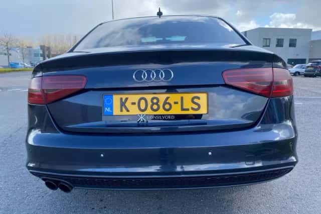 Audi A4 (2014) thumbnail 4