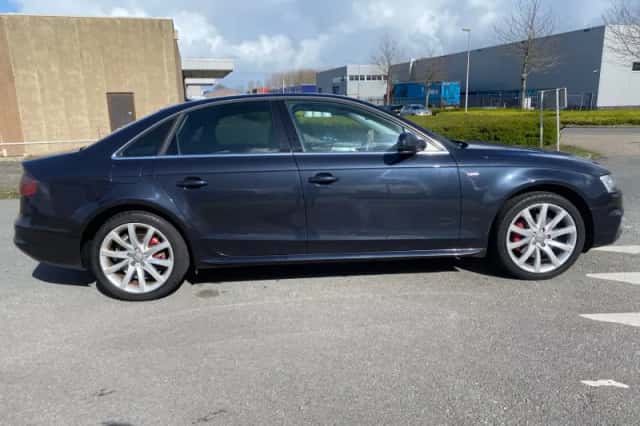 Audi A4 (2014) thumbnail 6