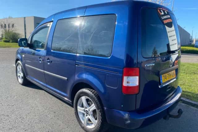 Volkswagen Caddy (2007) thumbnail 3