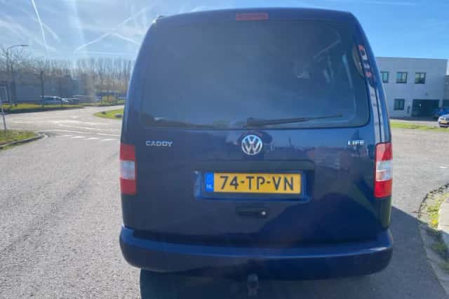 Volkswagen Caddy (2007) thumbnail 4