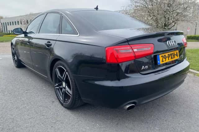Audi A6 (2011) thumbnail 3