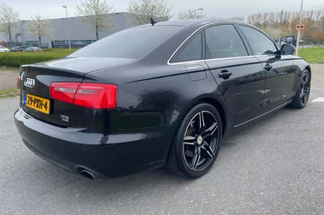 Audi A6 (2011) thumbnail 5