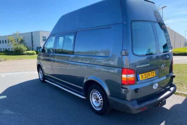 Volkswagen Transporter (2006) thumbnail 3