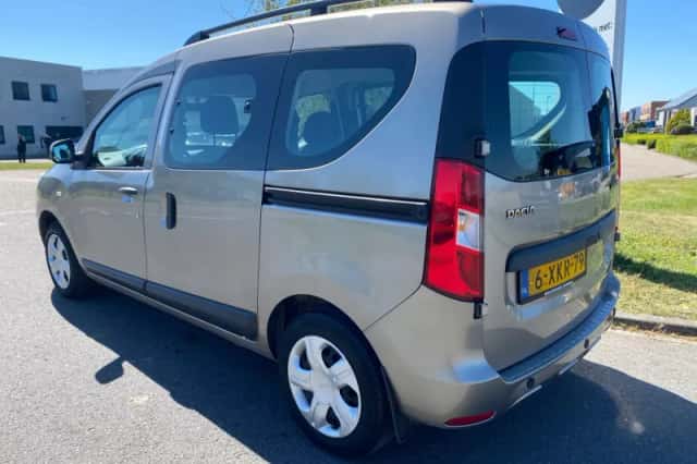 Dacia Dokker (2014) thumbnail 3