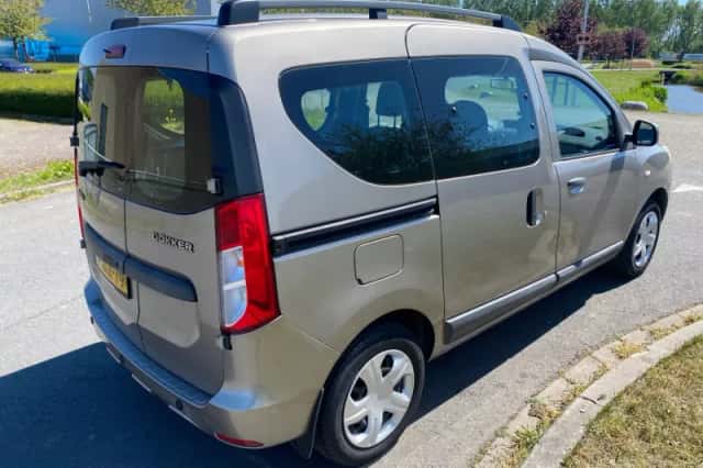 Dacia Dokker (2014) thumbnail 5
