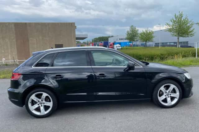 Audi A3 (2013) thumbnail 6