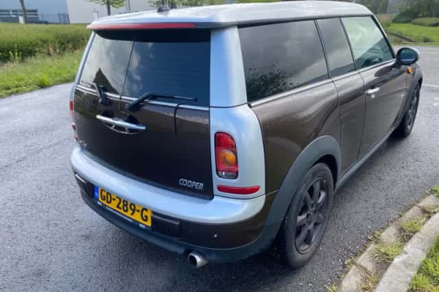 MINI Clubman (2008) thumbnail 5