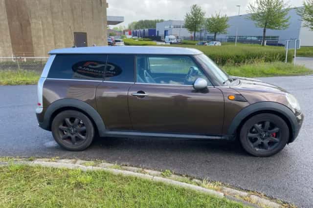 MINI Clubman (2008) thumbnail 6