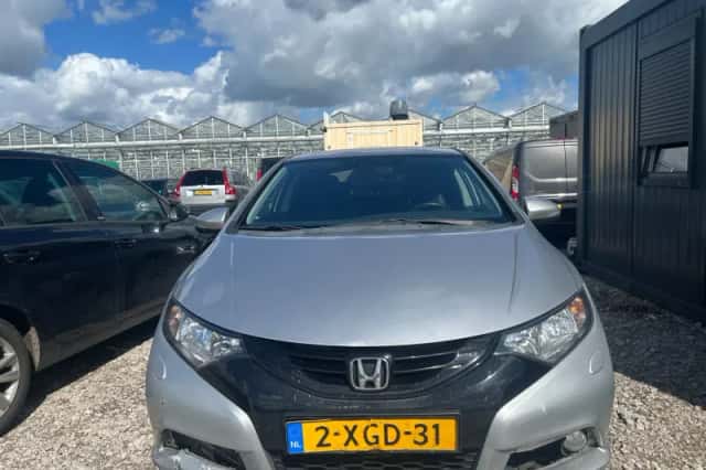 Honda Civic (2014) thumbnail 5