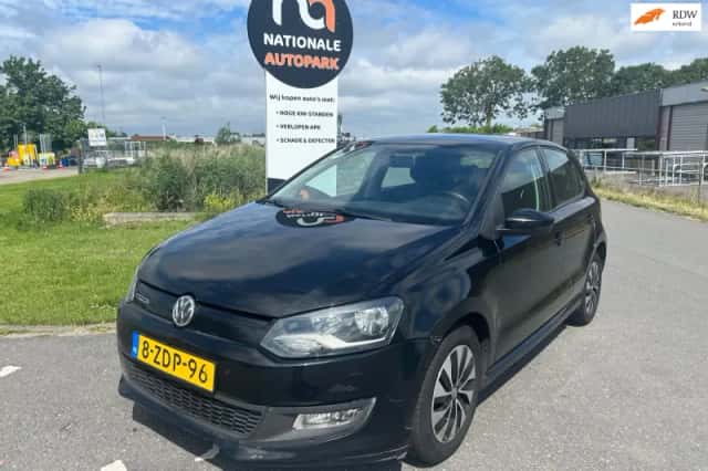 Volkswagen Polo (2014) thumbnail 1