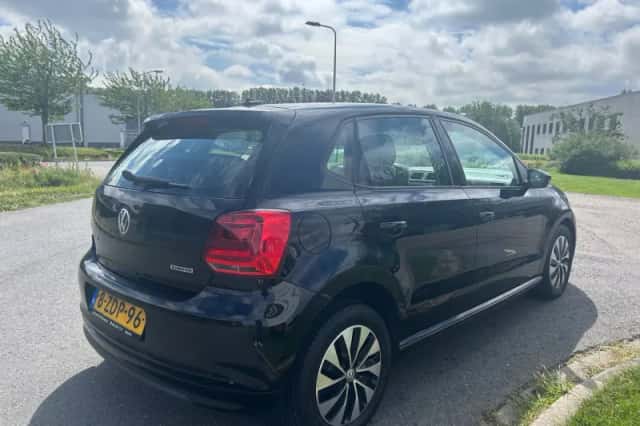 Volkswagen Polo (2014) thumbnail 5