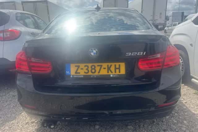 BMW 3-Serie (2014) thumbnail 4
