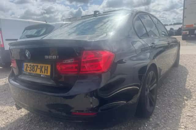 BMW 3-Serie (2014) thumbnail 5