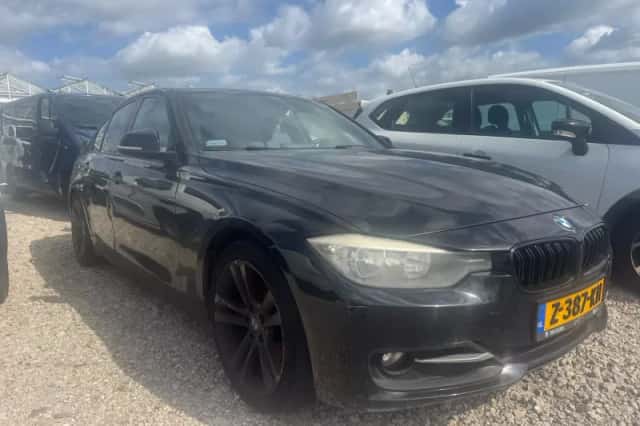 BMW 3-Serie (2014) thumbnail 6