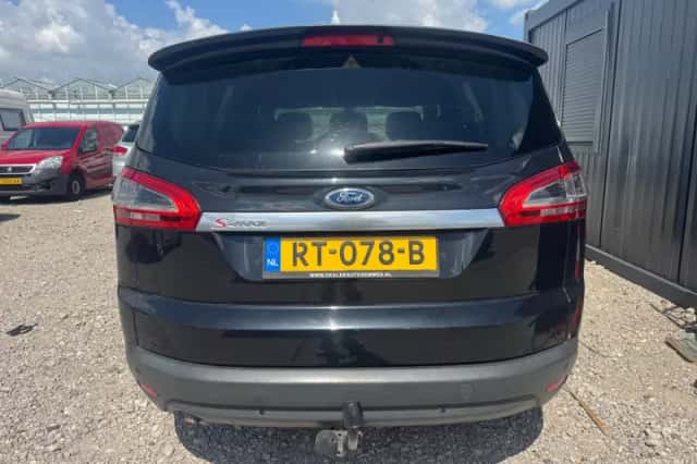 Ford S-Max (2014) thumbnail 5