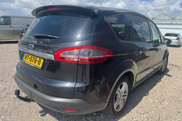 Ford S-Max (2014) thumbnail 6