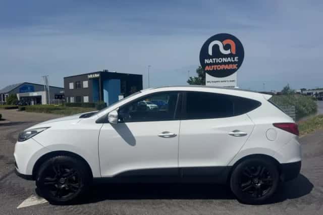 Hyundai ix35 (2014) thumbnail 2