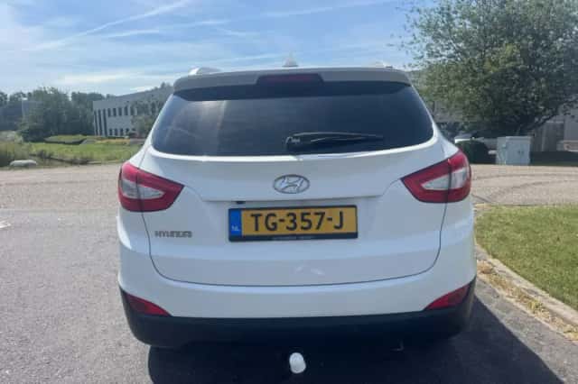 Hyundai ix35 (2014) thumbnail 4