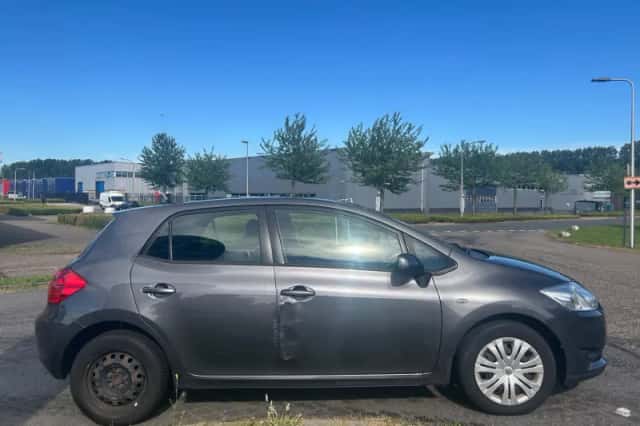 Toyota Auris (2007) thumbnail 6