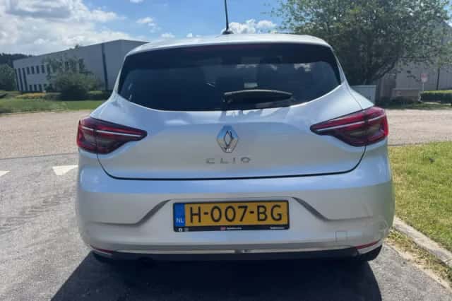 Renault Clio (2020) thumbnail 4
