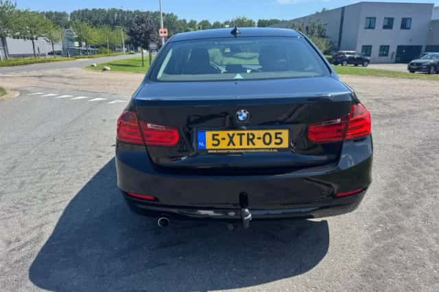 BMW 3-Serie (2014) thumbnail 3