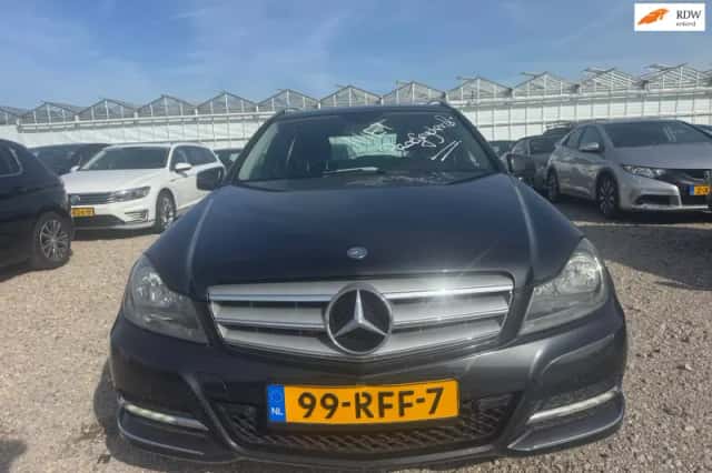 Mercedes-Benz C-Klasse (2011) thumbnail 1
