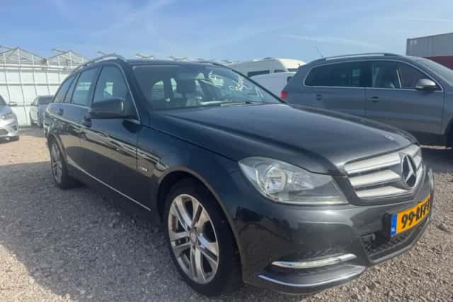 Mercedes-Benz C-Klasse (2011) thumbnail 6