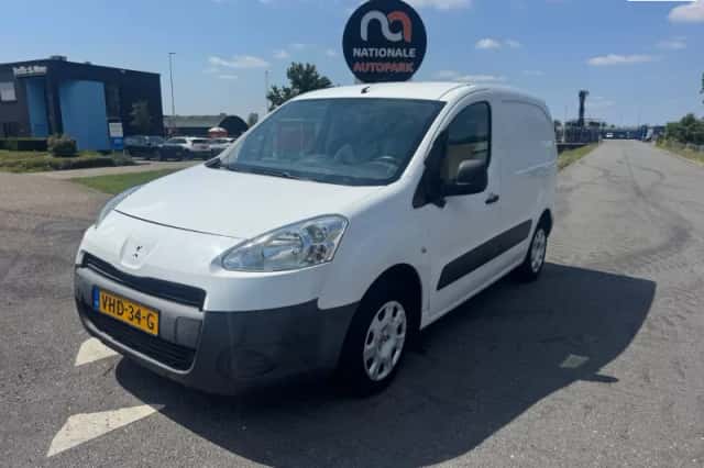 Peugeot Partner (2013) thumbnail 1