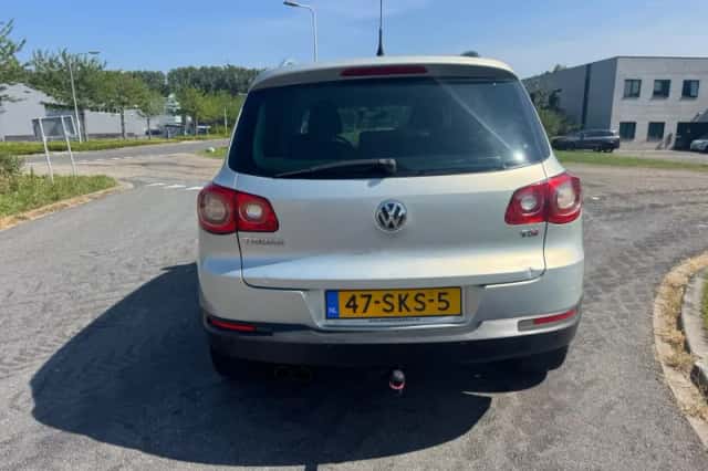 Volkswagen Tiguan (2008) thumbnail 4