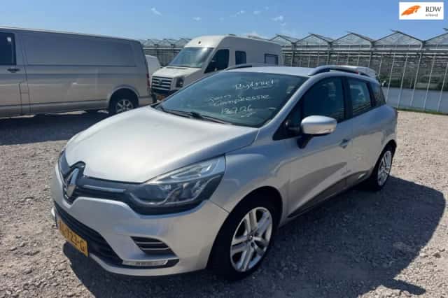 Renault Clio (2016) thumbnail 1