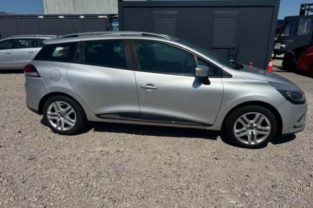 Renault Clio (2016) thumbnail 6
