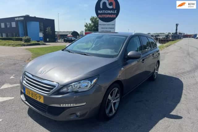 Peugeot 308 (2016) thumbnail 1