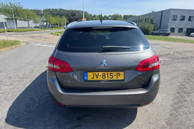 Peugeot 308 (2016) thumbnail 4