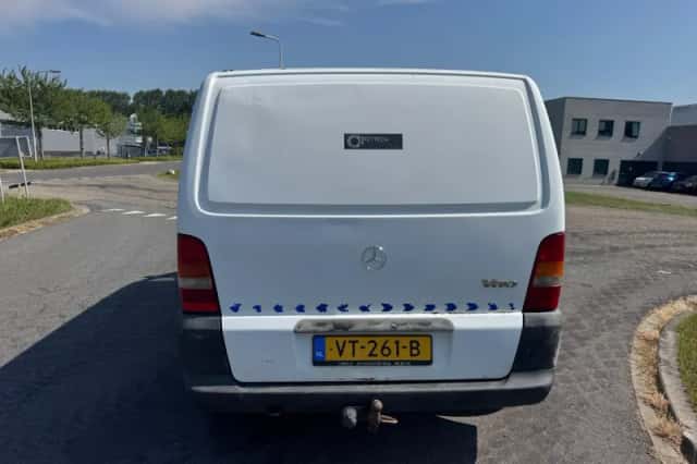 Mercedes-Benz Vito (2001) thumbnail 4