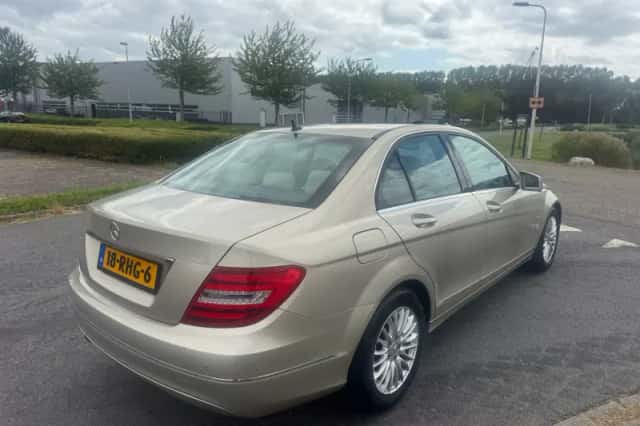 Mercedes-Benz C-Klasse (2011) thumbnail 5