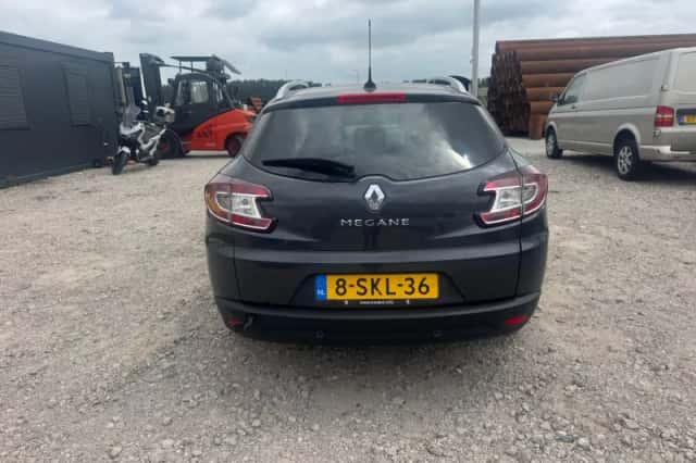Renault Mégane (2012) thumbnail 5