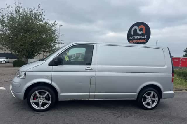 Volkswagen Transporter (2007) thumbnail 2