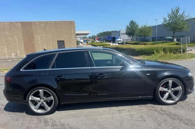Audi A4 (2008) thumbnail 6