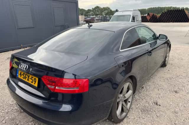 Audi A5 (2010) thumbnail 4